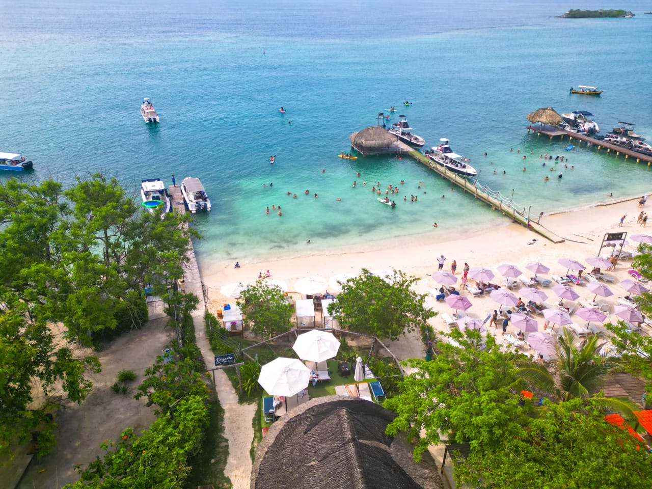 PASADIA ROSARIO BEACH